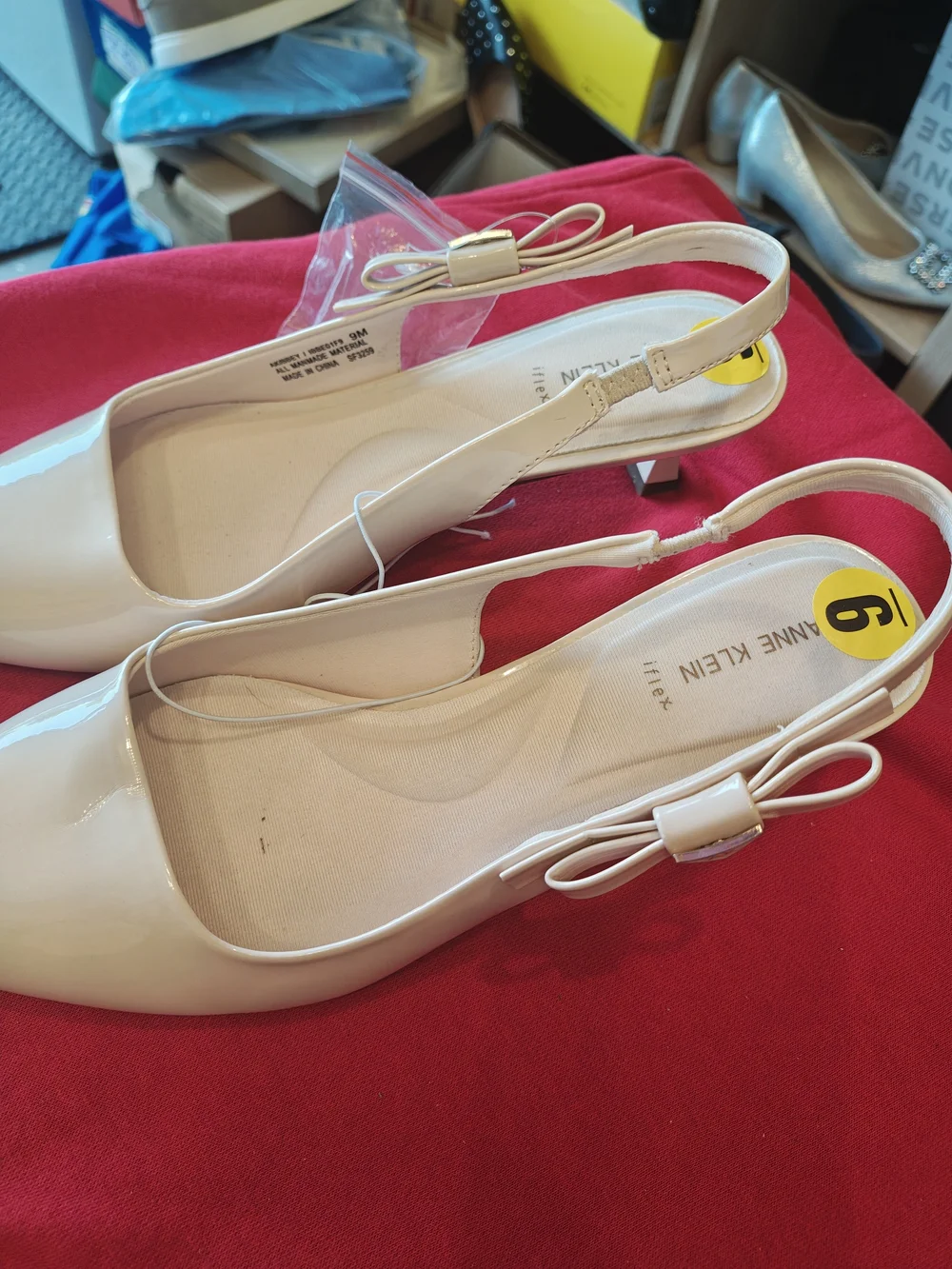 Anne Klein Beige Patent Pointed Toe Slingback Pumps 9M